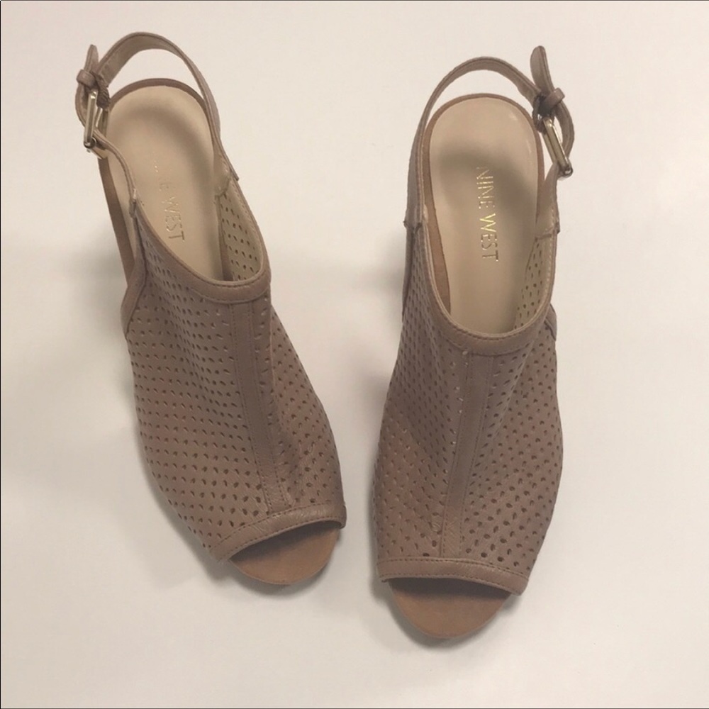 Nine West Peep toe heels